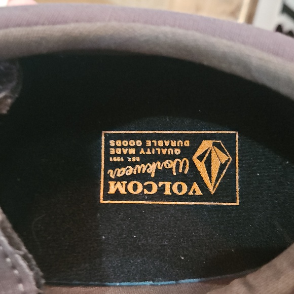 New! Volcom Women's Durable Gray Canvas Casual Composite Toe Work Shoes. Size 7W - Picture 5 of 11